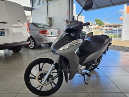 HONDA - BIZ 125 - 2023/2024 - Prata - R$ 17.900,00
