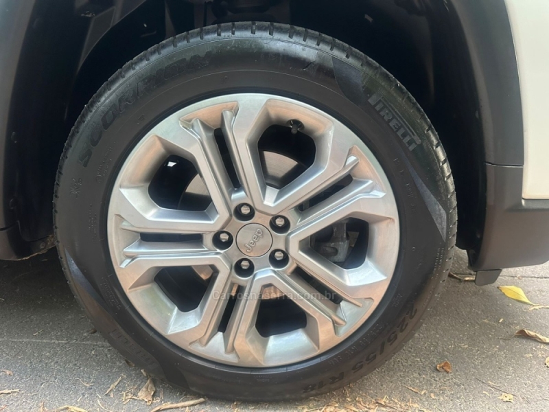 JEEP - COMPASS - 2022/2022 - Branca - R$ 129.500,00