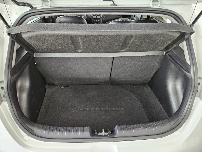 HYUNDAI - HB20 - 2013/2014 - Branca - R$ 57.000,00