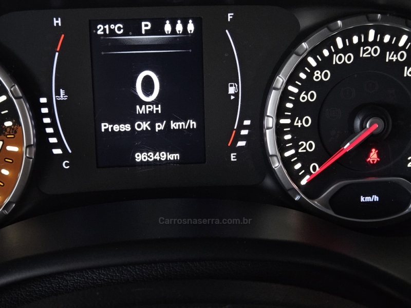 JEEP - RENEGADE - 2019/2019 - Prata - R$ 75.000,00