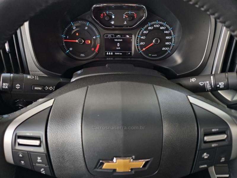 CHEVROLET - S10 - 2022/2023 - Cinza - R$ 205.000,00