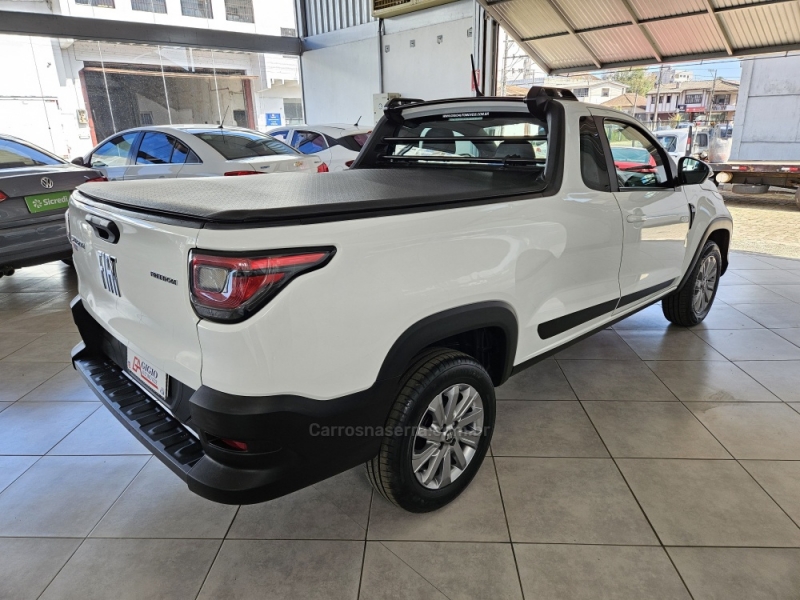 FIAT - STRADA - 2020/2021 - Branca - R$ 79.900,00