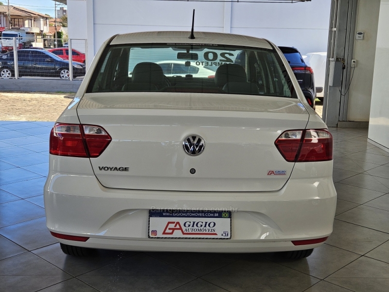 VOLKSWAGEN - VOYAGE - 2019/2020 - Branca - R$ 56.500,00