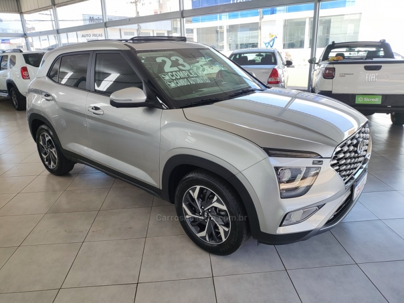 HYUNDAI - CRETA - 2022/2023 - Prata - R$ 137.900,00