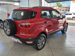 FORD - ECOSPORT - 2016/2017 - Vermelha - R$ 63.000,00