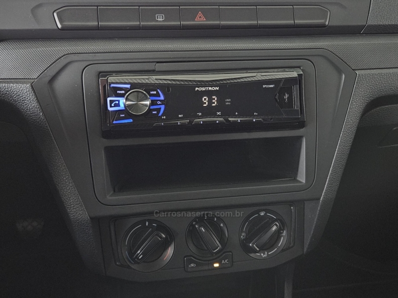 VOLKSWAGEN - GOL - 2022/2023 - Branca - R$ 58.500,00