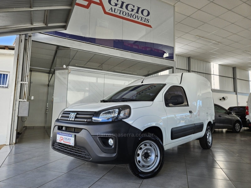 FIAT - FIORINO - 2022/2023 - Branca - R$ 88.500,00