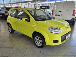 FIAT - UNO - 2012/2013 - Amarela - R$ 31.600,00