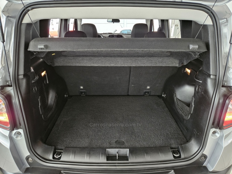 JEEP - RENEGADE - 2021/2021 - Prata - R$ 82.900,00