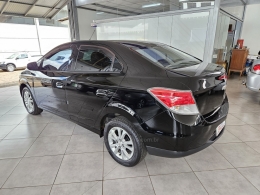 CHEVROLET - PRISMA - 2013/2014 - Preta - R$ 51.000,00