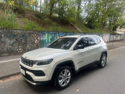 JEEP - COMPASS - 2022/2022 - Branca - R$ 125.500,00