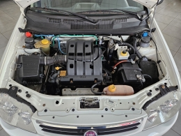 FIAT - PALIO - 2014/2015 - Branca - R$ 35.500,00