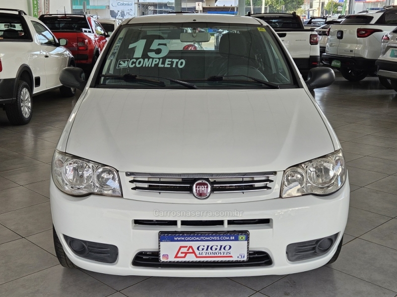FIAT - PALIO - 2014/2015 - Branca - R$ 29.500,00