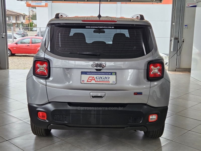 JEEP - RENEGADE - 2021/2021 - Prata - R$ 82.900,00