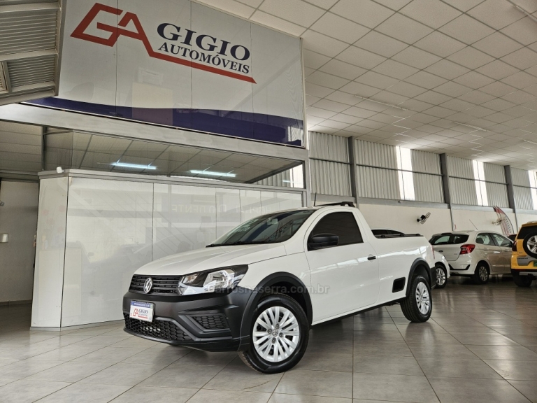 VOLKSWAGEN - SAVEIRO - 2021/2022 - Branca - R$ 68.000,00