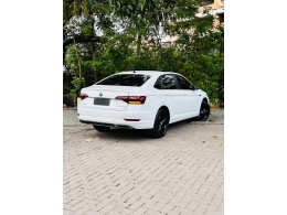 VOLKSWAGEN - JETTA - 2020/2020 - Branca - R$ 123.000,00