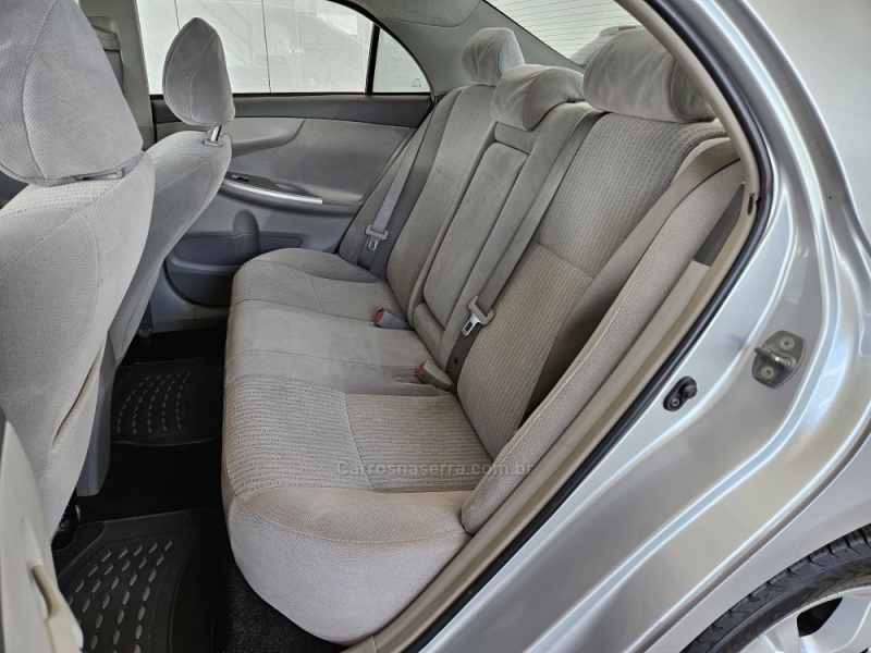 TOYOTA - COROLLA - 2009/2010 - Prata - R$ 51.900,00