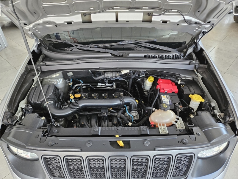 JEEP - RENEGADE - 2019/2019 - Prata - R$ 75.000,00
