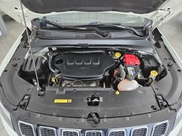 JEEP - COMPASS - 2020/2021 - Branca - R$ 100.000,00