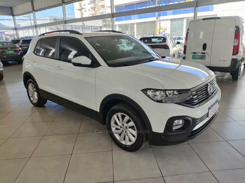 VOLKSWAGEN - T-CROSS - 2021/2021 - Branca - R$ 101.500,00