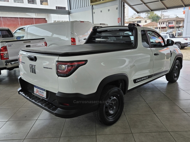 FIAT - STRADA - 2022/2022 - Branca - R$ 78.000,00