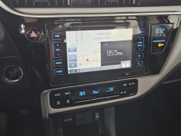 TOYOTA - COROLLA - 2017/2018 - Preta - R$ 103.000,00