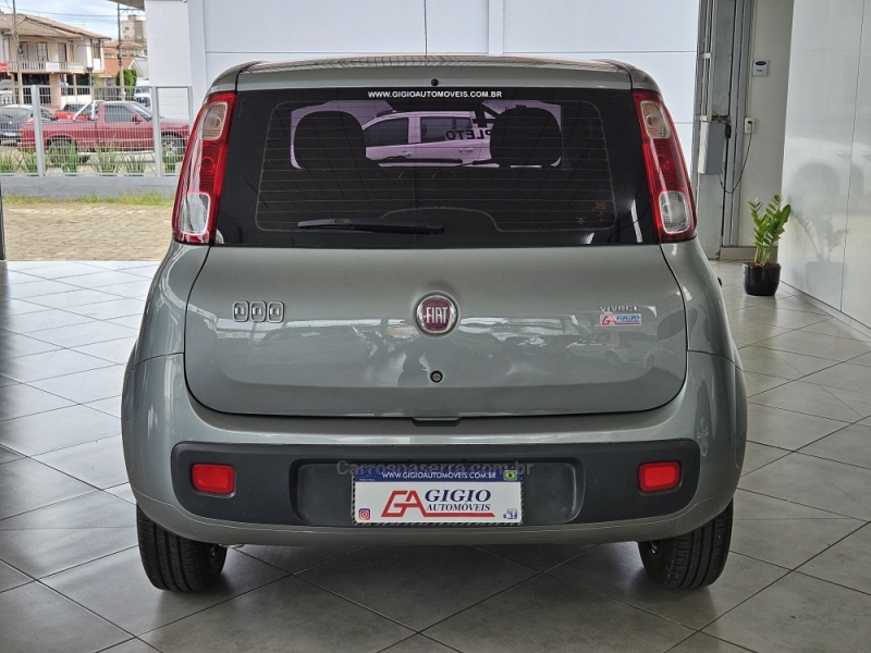 FIAT - UNO - 2013/2014 - Cinza - R$ 36.000,00
