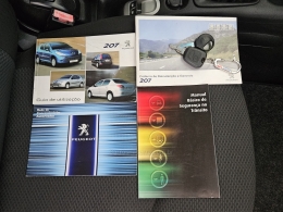 PEUGEOT - 207 - 2012/2014 - Branca - R$ 30.500,00