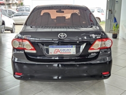 TOYOTA - COROLLA - 2011/2012 - Preta - R$ 65.000,00