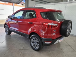 FORD - ECOSPORT - 2016/2017 - Vermelha - R$ 63.000,00