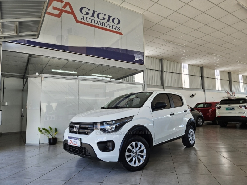 FIAT - MOBI - 2022/2023 - Branca - R$ 55.500,00