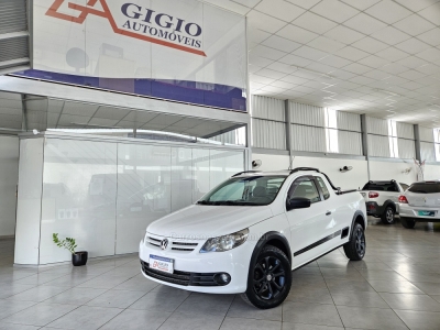 VOLKSWAGEN - SAVEIRO - 2012/2013 - Branca - R$ 50.000,00