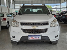 CHEVROLET - S10 - 2012/2013 - Branca - R$ 110.000,00