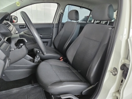 VOLKSWAGEN - GOL - 2022/2023 - Branca - R$ 58.500,00