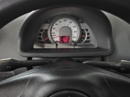 VOLKSWAGEN - GOL - 2008/2009 - Vermelha - R$ 25.500,00