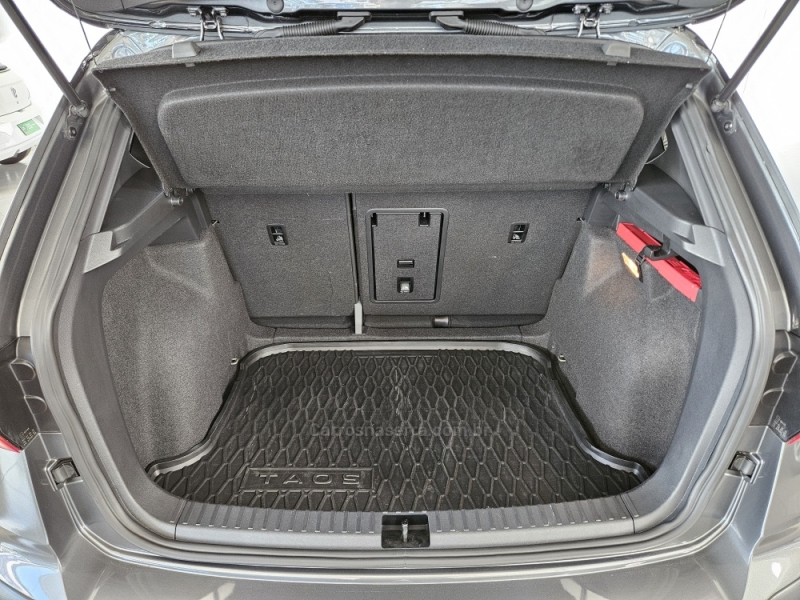 VOLKSWAGEN - TAOS - 2021/2022 - Cinza - R$ 147.000,00