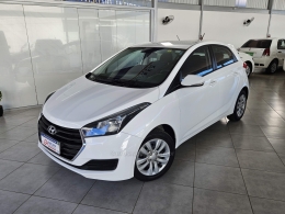 HYUNDAI - HB20 - 2015/2016 - Branca - R$ 55.500,00