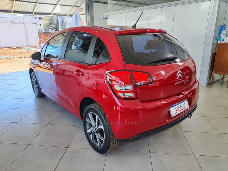 CITROËN - C3 - 2016/2017 - Vermelha - R$ 52.000,00