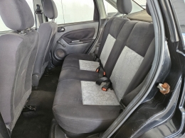 FORD - FIESTA - 2007/2008 - Preta - R$ 16.500,00