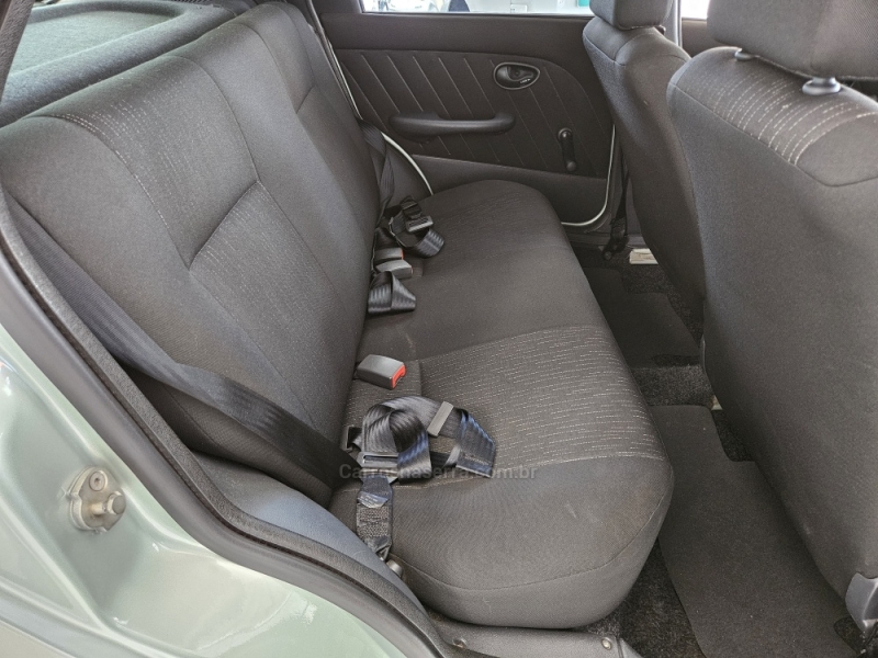 FIAT - PALIO - 2011/2011 - Verde - R$ 30.000,00