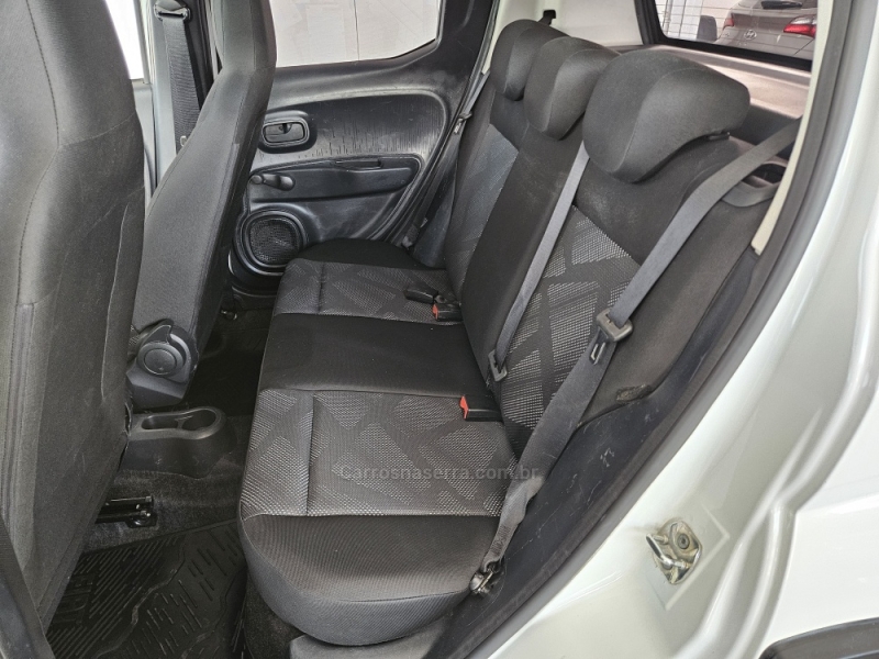 FIAT - MOBI - 2022/2023 - Branca - R$ 55.500,00