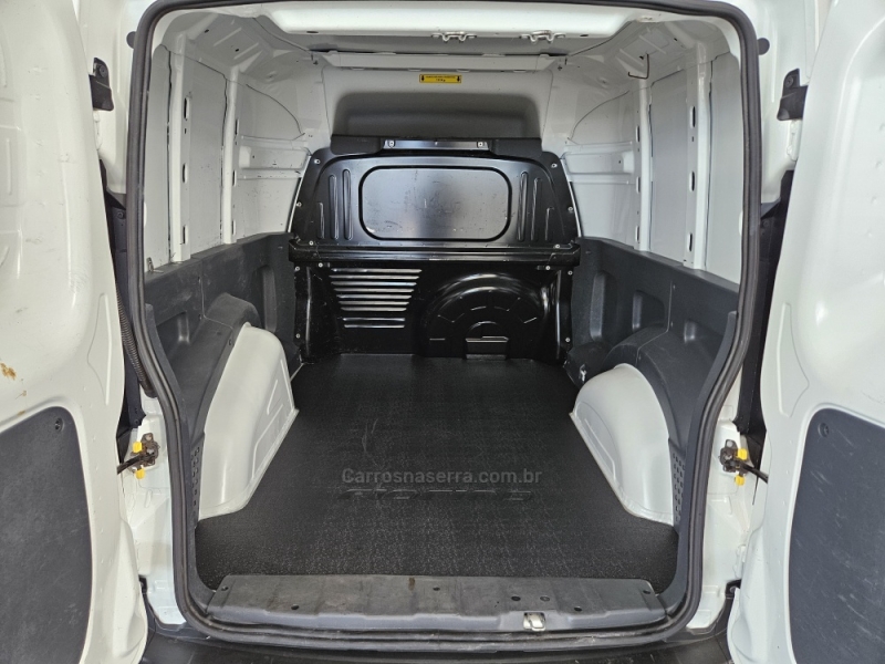 FIAT - FIORINO - 2022/2023 - Branca - R$ 88.500,00