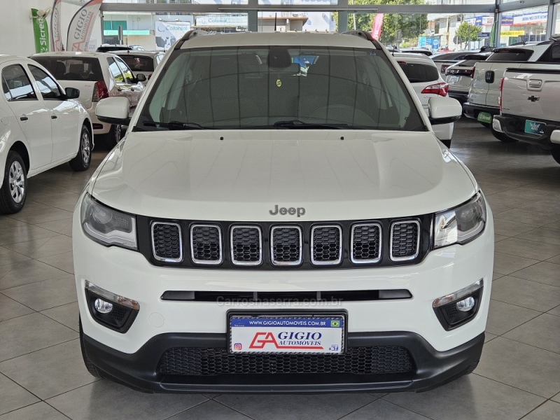 JEEP - COMPASS - 2020/2021 - Branca - R$ 100.000,00