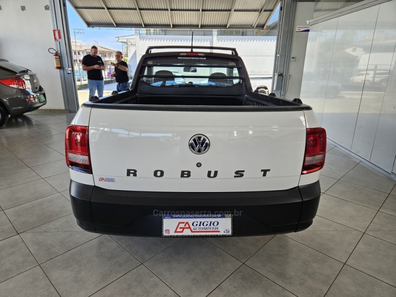 VOLKSWAGEN - SAVEIRO - 2019/2020 - Branca - R$ 59.900,00