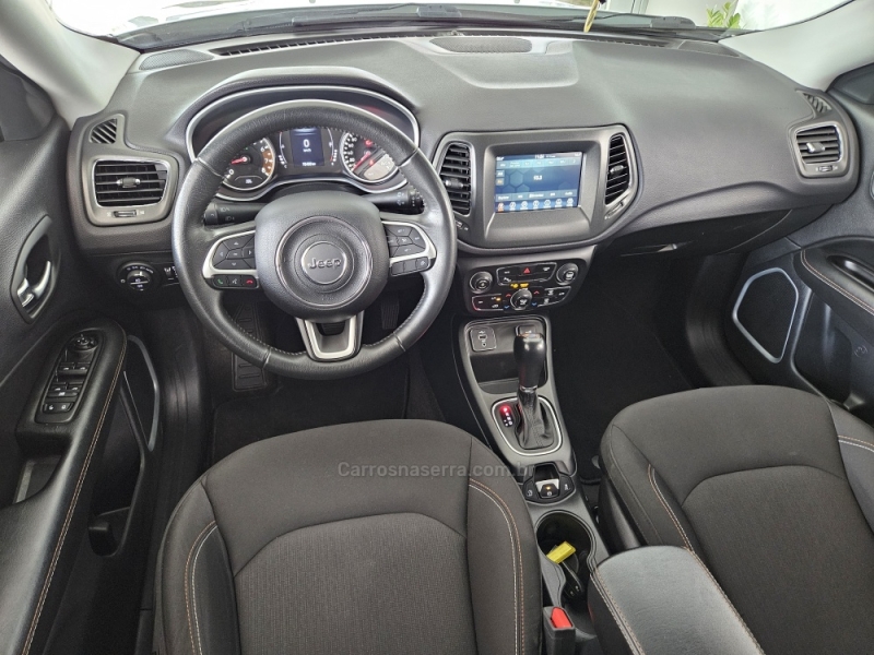 JEEP - COMPASS - 2020/2021 - Branca - R$ 100.000,00