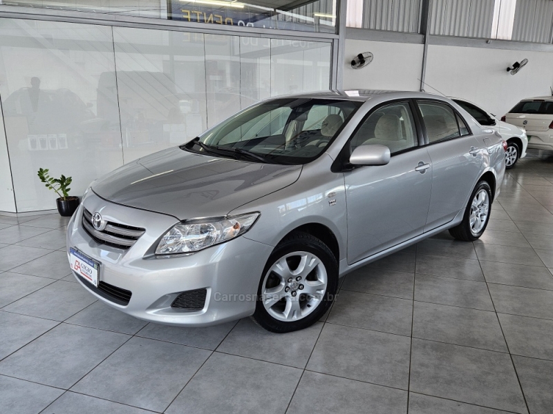 TOYOTA - COROLLA - 2009/2010 - Prata - R$ 51.900,00