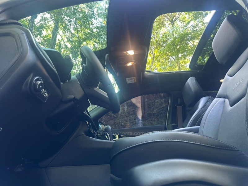 JEEP - COMPASS - 2023/2023 - Branca - R$ 167.900,00