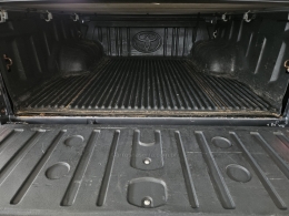 TOYOTA - HILUX - 2019/2019 - Cinza - R$ 186.000,00