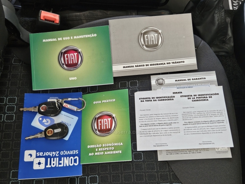 FIAT - UNO - 2012/2013 - Amarela - R$ 31.600,00