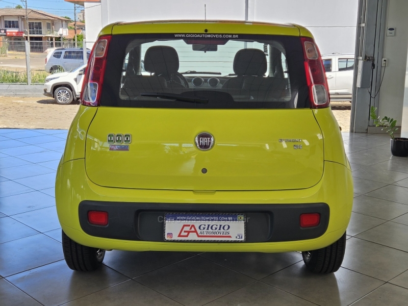 FIAT - UNO - 2012/2013 - Amarela - R$ 31.600,00